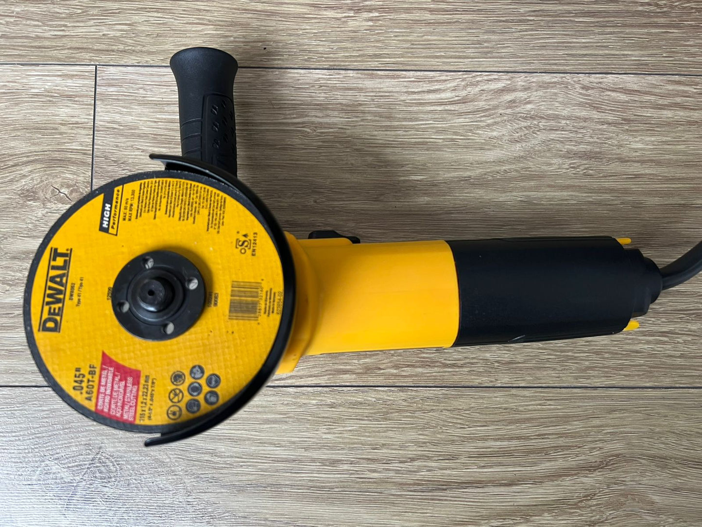 Pulidora DeWalt de 6 Velocidades