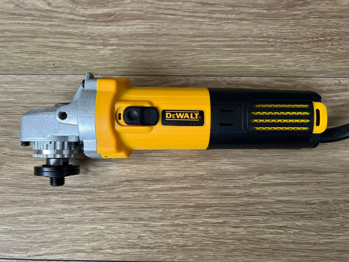 Pulidora DeWalt de 6 Velocidades